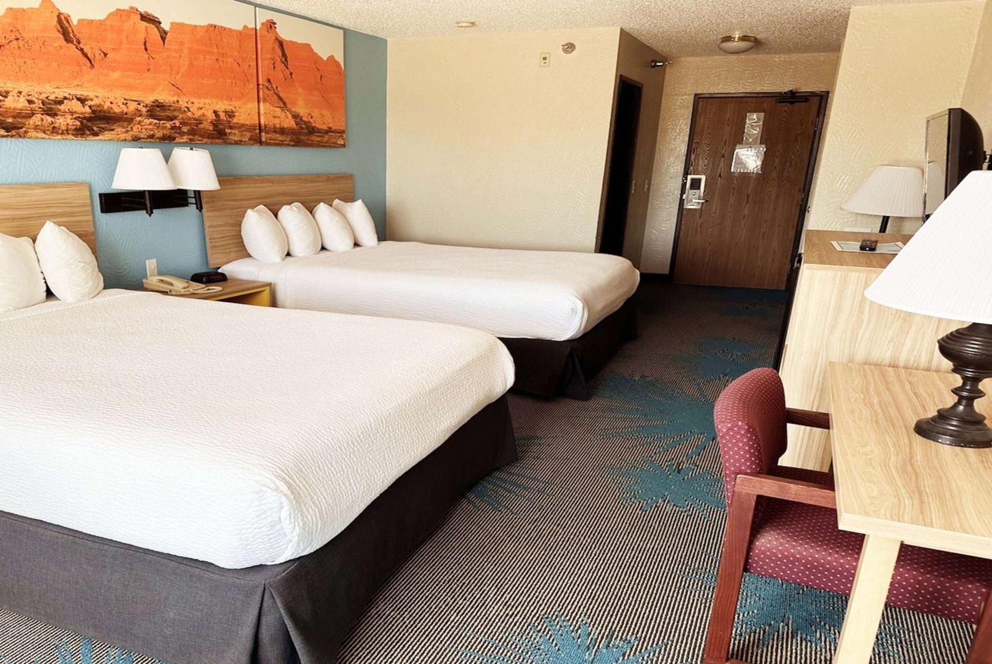 Days Inn By Wyndham Ozark Springfield Bagian luar foto